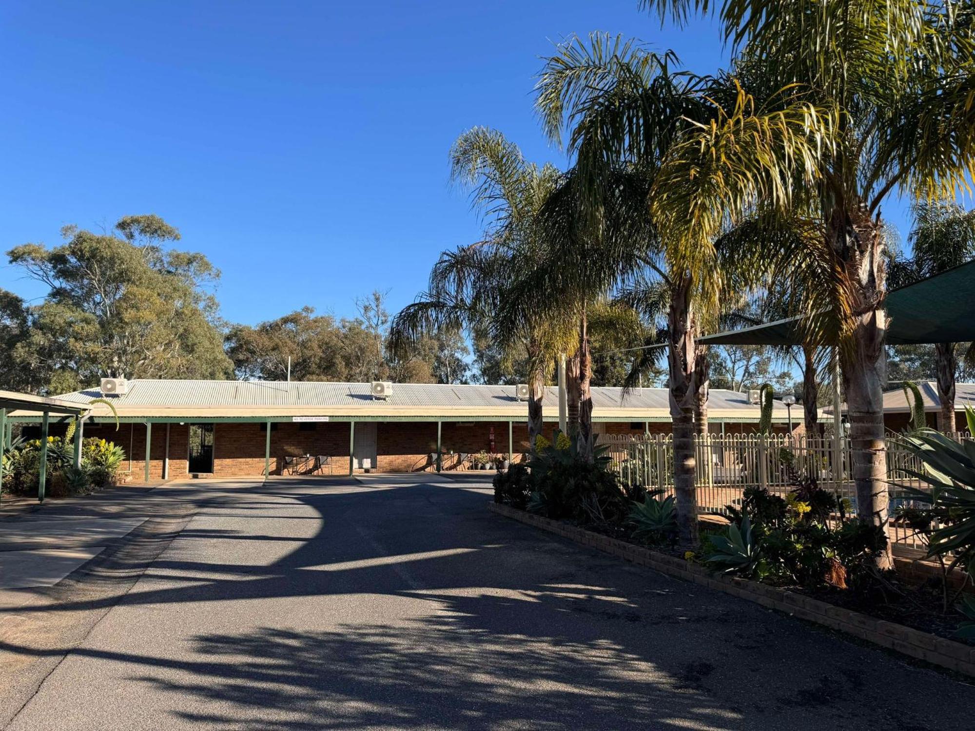 Tooleybuc Motel Eksteriør bilde